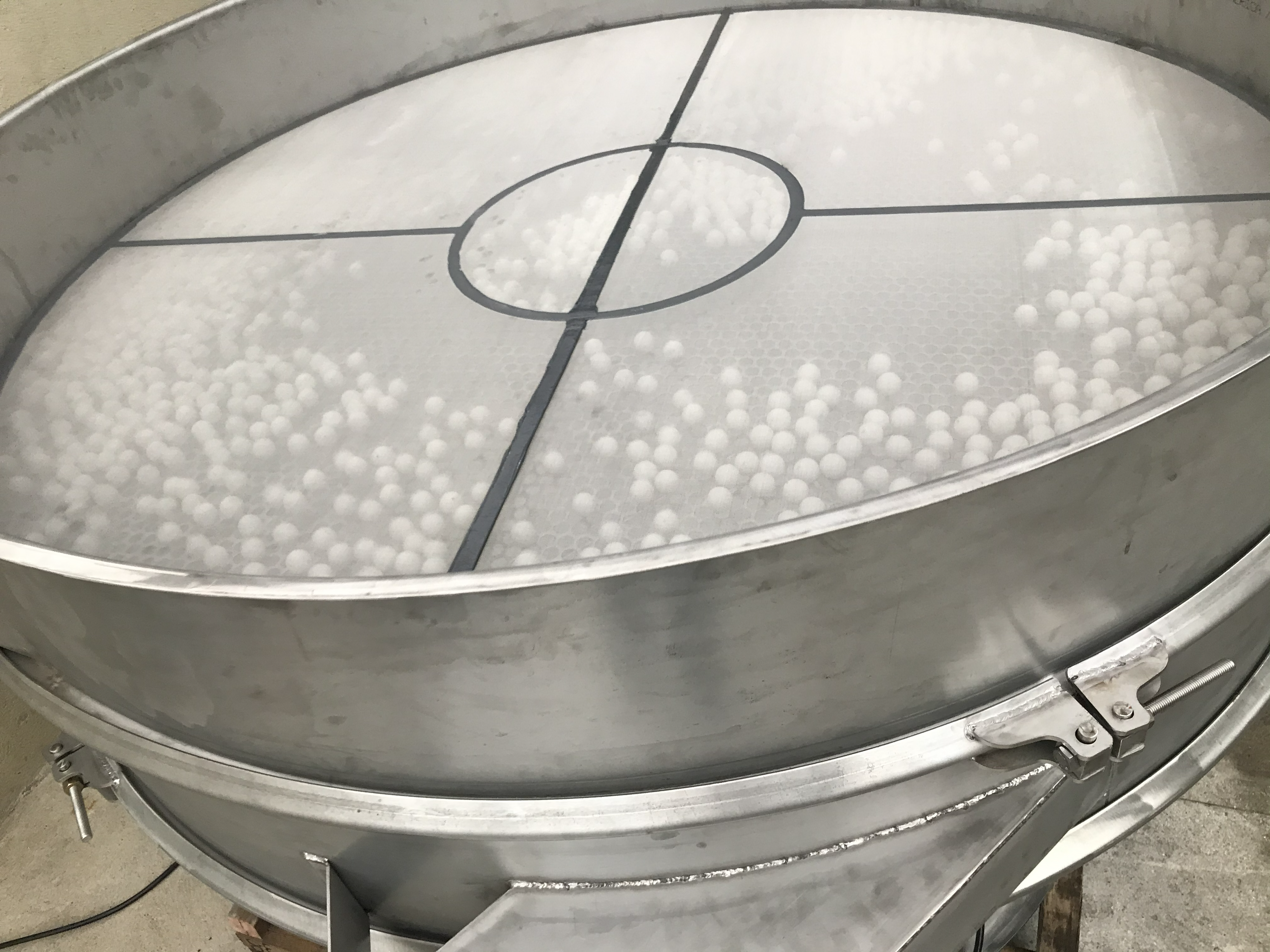 Tela metálica para manutenção industrial
